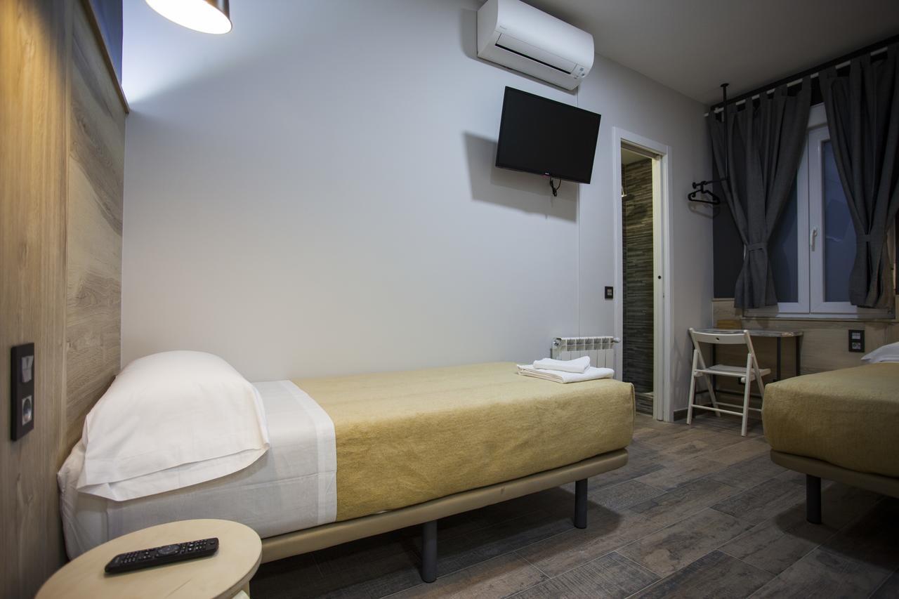 Twin Room,537376311:JPEG